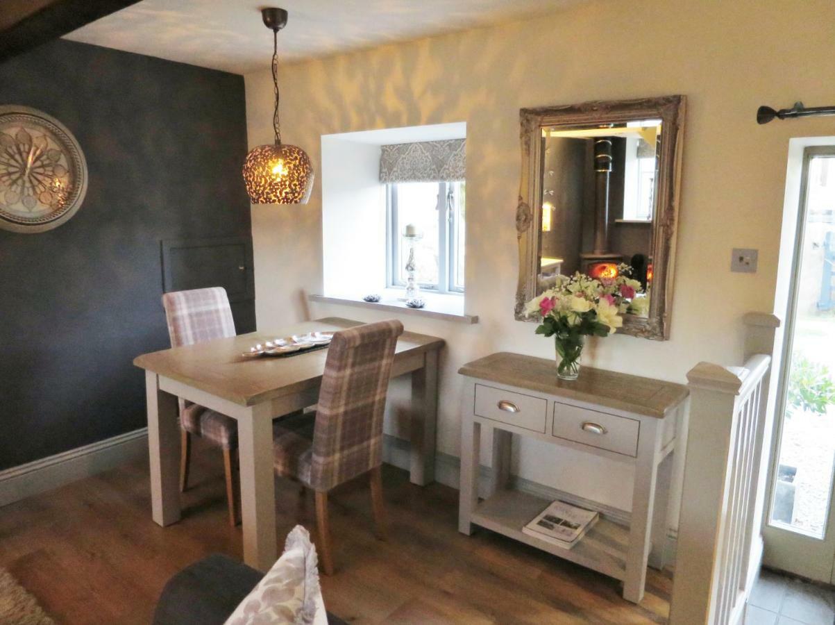 The Courtyard Cottage, Timble Near Harrogate Bagian luar foto